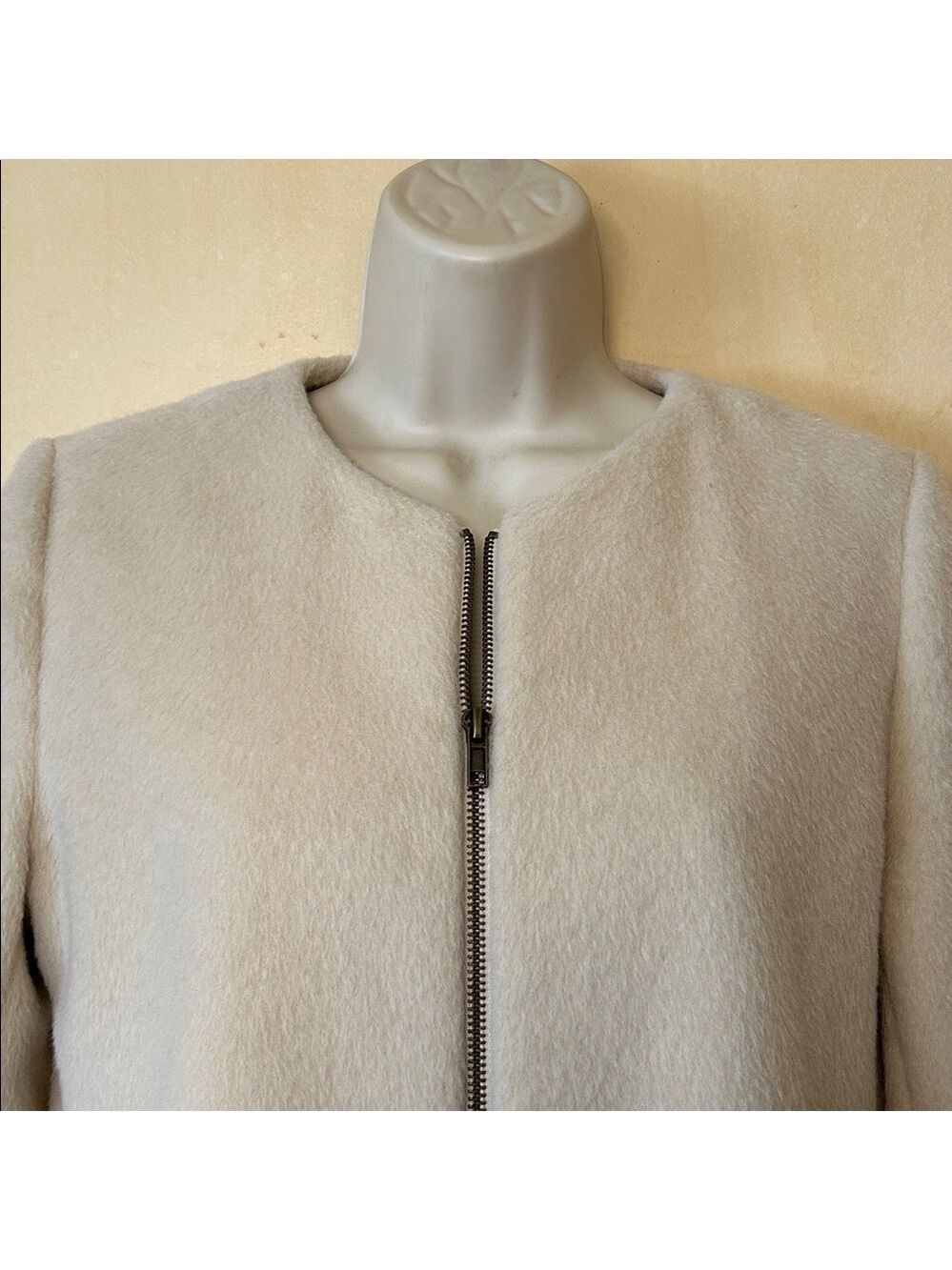Anthropologie Tulle Faux Mohair Collarless Zip Up Coat, Ivory, size XS - Picture 2 of 12